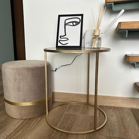 Design Home At Garda Lake 代森扎诺-德尔加达 外观 照片